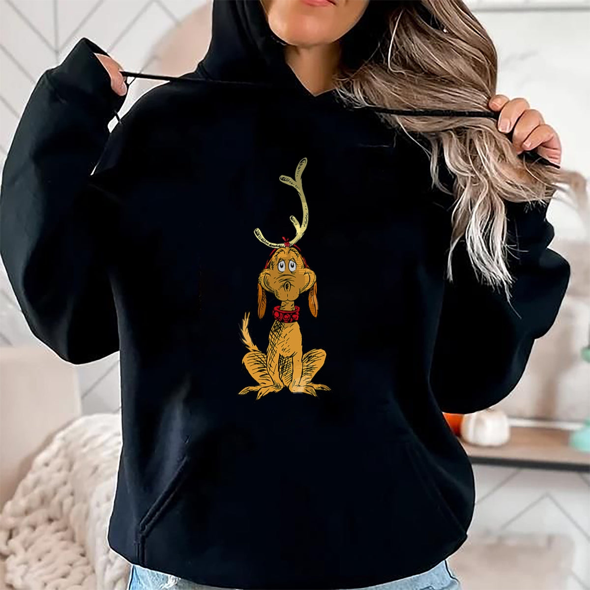 Dr. Seuss mens Classic Dr Seuss Reindeer Max T shirt, Black, Small US - Christmas Unisex T-Shirt/Hoodie/Sweatshirt - ZON00